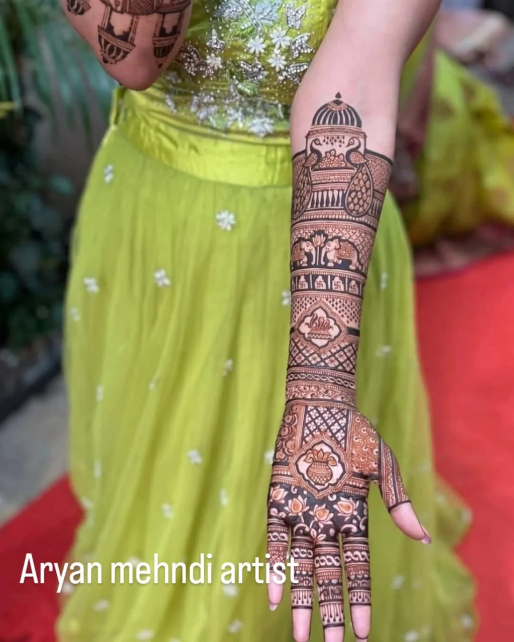 Celebration mehndi design from Aryan Mehndi Arts gallery, photo 01