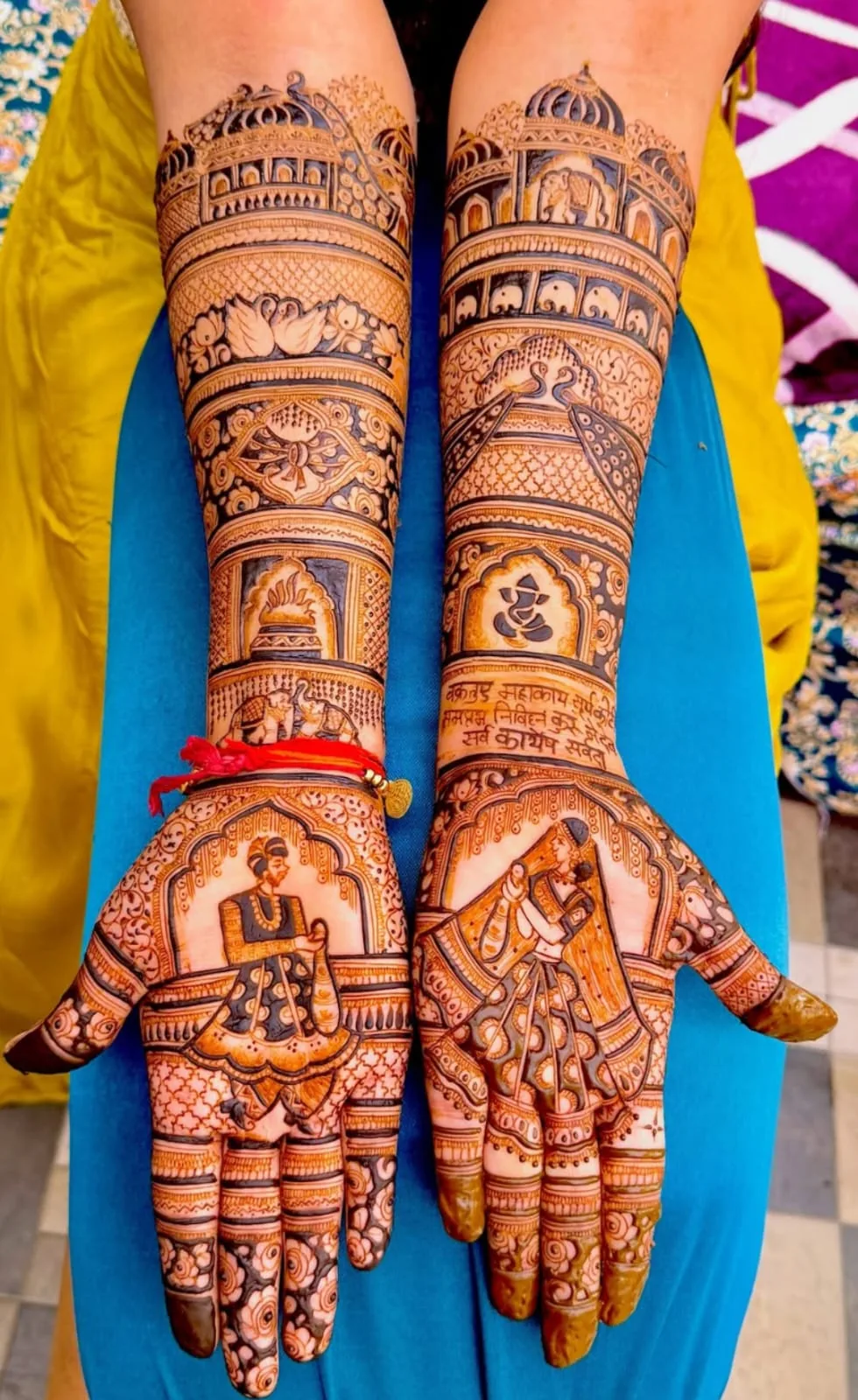 Hand mehndi detail from Aryan Mehndi Arts gallery, photo 64