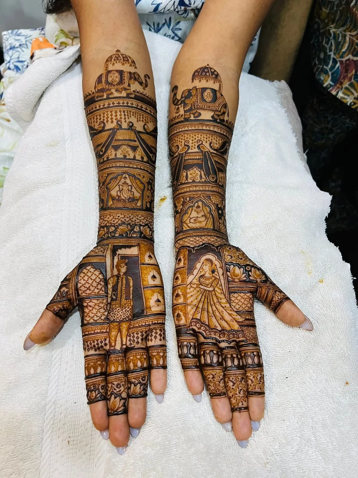 Indo-Arabic Mehndi mehndi work by Aryan Mehndi Arts